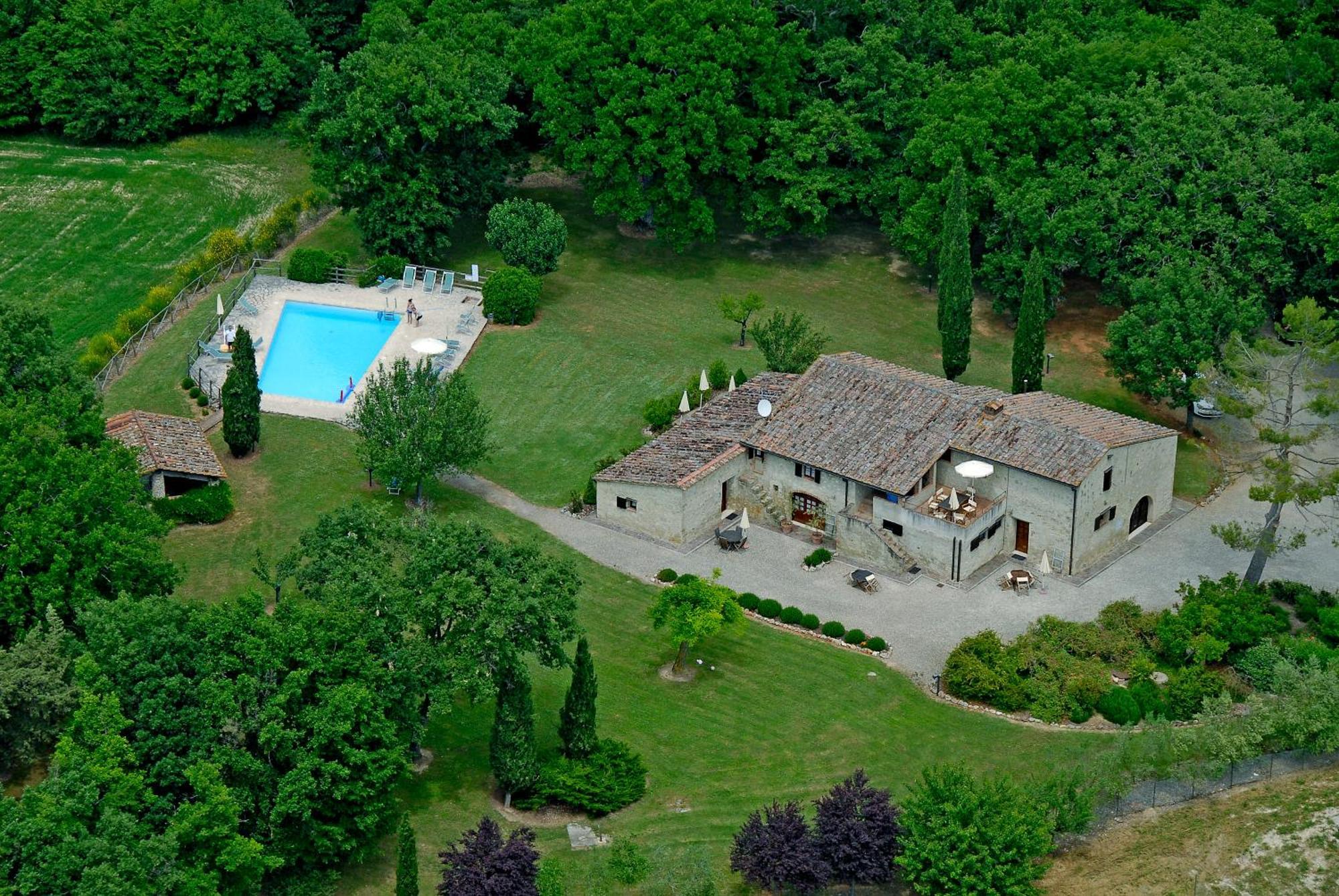 Fattoria Agriturismo Nerbona Casole dʼElsa Exterior foto